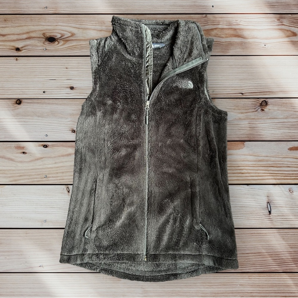 NORTH FACE Women’s Super Soft Faux Fur Vest in Black